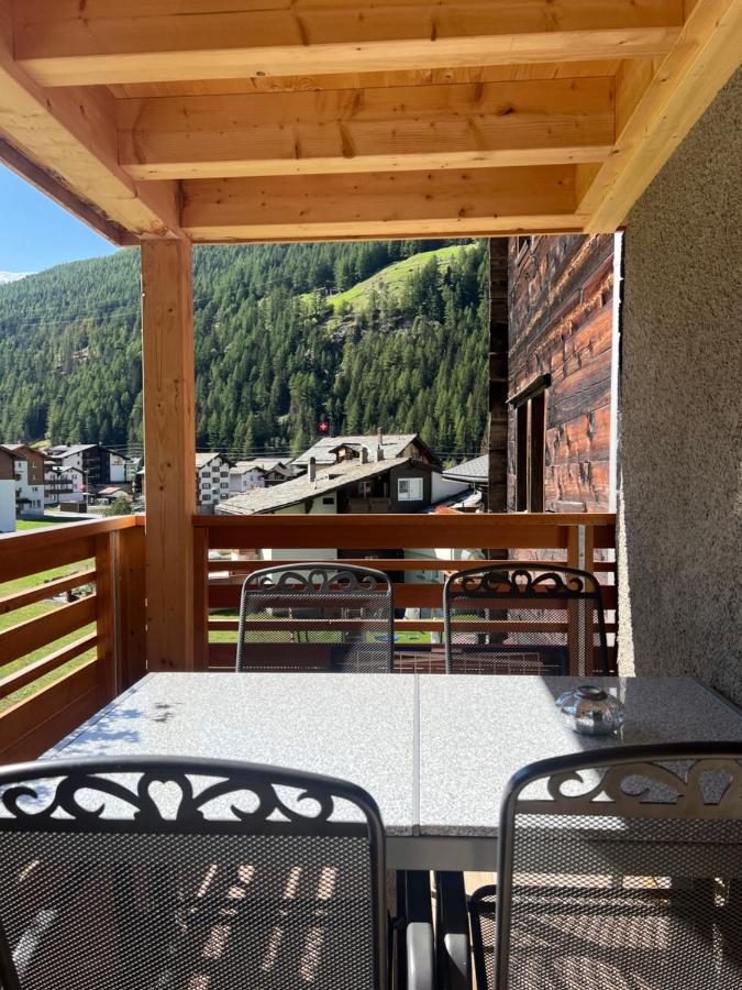 Capricorn **** Apartment Saas-Grund